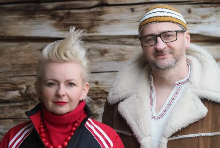 Zbieracze Kości – Spektakl Międzypokoleniowej Grupy Teatralnej Plemię